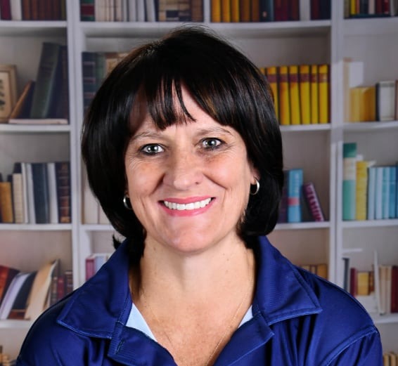 Me. Geraldine van Rooyen