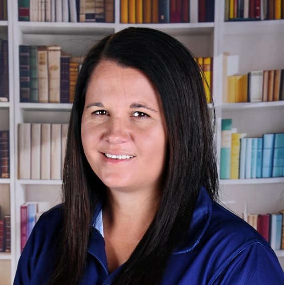 Mej. Ruzanne Kloppers